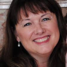 Melinda Dyer's Instagram, Twitter & Facebook