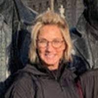 Luann Yoder's Instagram, Twitter & Facebook