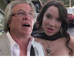 Ron White's Marriage Was No Sham, Friend Testifies in Divorce Case