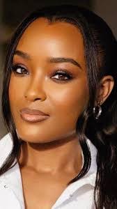 Diana Tejada's Instagram, Twitter & Facebook