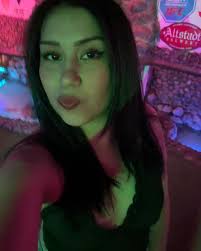 Alexandra Arias (@alex._danielle) • Threads, Say more