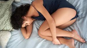 Dormir \dɔʁ.miʁ\ intransitif, parfois transitif 3e groupe (voir la conjugaison). Ce Que Vos Positions Pour Dormir Revelent De Vous Madame Figaro