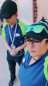 Seaworld Uniforms Workers