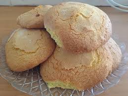 I Savoiardi Sono Biscotti Che Hanno La Consistenza Del Pan Di Spagna Oltre Che Essere Ideali Ricette Per Biscotti Italiane Ricetta Savoiardi Ricetta Biscotto