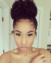 Love Her Babyhairs Looks Great On A Widow S Peak Hairline Natural Hair Styles Widows Peak Hairstyles Curly Hair Styles Naturally