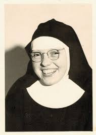 Ordensschwestern und Brüder von A. Saam 2016