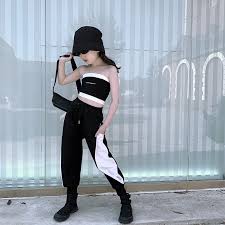 Yuk tampil dengan gaya fashion terupdate dengan menggunakan baju atasan anak perempuan terbaru yang bisa rp28.000. Setelan Anak Perempuan Keren Musim Panas 2021 9 10 11 12 13 Tahun Baju Anak Perempuan Celana Atasan Tabung Hitam Celana Jogger Kasual Pertandingan Warna Set Pakaian Aliexpress