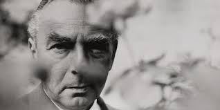 Ausstellungen im März: John Heartfield, Kunstschmuck, Olympiapark