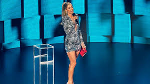 We would like to show you a description here but the site won't allow us. Paris Hilton At Amas 2020 See Her Plunging Silver Mirror Dress Hollywood Life