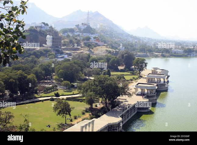 Ana sagar lake ajmer rajasthan hi-res stock photography and images - Alamy