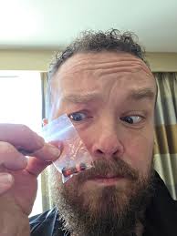 At least half the cops that i have gone up to and asked "do you want a  little coke?" Have said yes before seeing the coke in question... sneaky  sneaky! #fblifestyle #fypageシ #