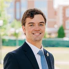 Garrett Isbell's Instagram, Twitter & Facebook