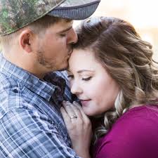 TOP 10 BEST Photographers near Marshfield, MO