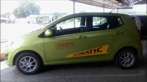 Hargalesen memandu kereta transmisi auto automatik da : Perodua Axia Automatik Untuk Sekolah Memandu Youtube