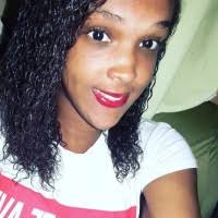 200+ perfis com “Joyce Rosa”