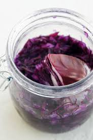 Chou Rouge Lacto Fermente Diy Le Coconut Blog Levain Fermentation Fait Maison Aliments Fermentes Recette Chou Rouge Chou Rouge