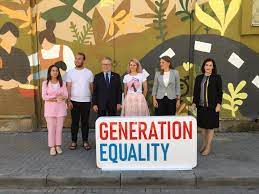 Elle est située 95 boulevard berthier, dans le 17e arrondissement de paris, la capitale du pays. Ambassade De France En Republique De Moldavie Startseite Facebook