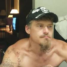 hi i bought a replacement projector tank 2 and despite installing it  doesn't work does anyone else have the same problem?