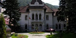 3 locuri pentru bucov, vechime 10 ani, studii medii, per nedeterminata, tichete de masa. De Luni La Sinaia Se Deschide Un Punct De Lucru Al Ajofm Prahova Prahova Economica