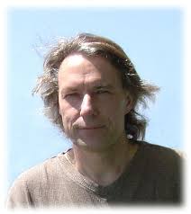 Contact: Stories of the New World: Wells, HG, Dick, Philip K, Krsteski,  Damien, Beorh, Scathe meic, Karmazin, Margaret, Limb, Chris, Doweyko,  Arthur, Wastling, Clint, Barlow, Tom, Andrew, Jason: 9781494386351:  Amazon.com: Books