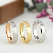 She specializes in weddings, travel, and visual and performing arts. Men S Wedding Bands The Complete Guide Brilliant Earth