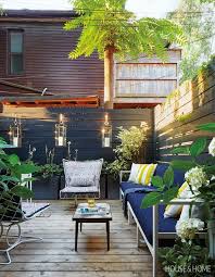 25 Charming Secret Gardens Hiding In City Spaces Outdoor Gardens Design Summer Decor Patio