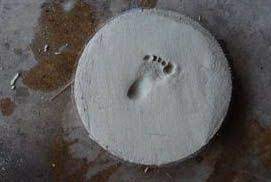 Making Stepping Stones With Baby Handprints Footprints Crafts For Kids Baby Love Diy