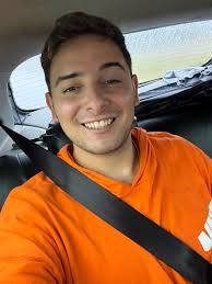 Holissss ya volviendo de Montevideo !!! Al final compré para empezar solo  sábanas de dos plazas y termos también ❤️esas que se ven en la foto Cuando  tenga una base voy a