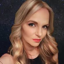 Doreen Taylor (@DoreenTaylor)