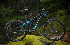 First Look Giant Reign And Glory 27 5 Pinkbike