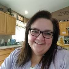 Lynette Palmer's Instagram, Twitter & Facebook