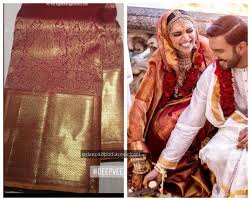 The Stunning Saree Gifted To Deepikapadukone By Her Mom Was From Angadigalleria In Bangalore Deepikapadukone Deepikapadukone Saree Silk Sarees Stunning