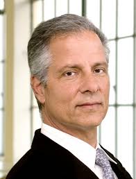 José A. Choy y Julia León