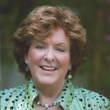 CREATIVE DESIGNS BY JEAN COURTNEY