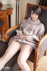 cool18.com 清纯白嫩的日本可爱援交少女的诱人玉体- Suzu