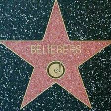 Justin Bought Yet Another Star For His Beliebers On The Walk Of Fame Omg He Loved His Beliebers Sooo Much Linkin Park Walk Of Fame Linkin Park Chester