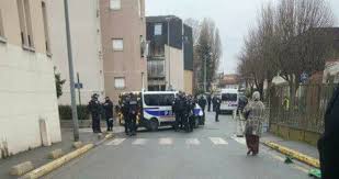 A Alfortville L Intervention De Police Devant La Mosquee Fait Polemique 94 Citoyens