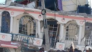 El instituto geofísico del perú informó que el temblor ocurrió a las 21:54 hora local (02:54 gmt) y su epicentro se ubicó en aguas del pacífico, a 33 kilómetros de la ciudad costera de mala, al sur de la capital peruana. 4iychk J1z6hpm