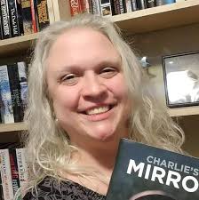 Amazon.com: Fool's Gold: A Raegan O'Rourke Mystery: 9781737613398: Lyne,  Brenda: Books