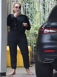 Lauren goodger appeared on the reality show the only way is essex from 2010 to 2012 debuting in. Lauren Goodger Keeps Casual In An All Black Outfit As She Leaves The Dentist Aktuelle Boulevard Nachrichten Und Fotogalerien Zu Stars Sternchen