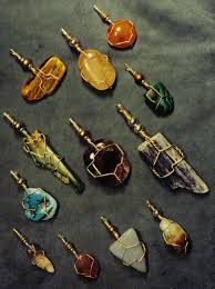 Pin By Jocelyn Sackett On Crafts Wire Wrapped Jewelry Wire Wrapping Stones Jewelry Making