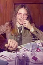 13 Women Who Made Glasses Their Beauty Signature, From Barbra Streisand to  Zadie Smith | Vogue