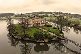 75 Unusual Wedding Venues The Best Unique Venues Across The Uk Unusual Wedding Venues Unusual Weddings Unique Venues