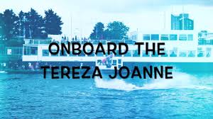 So im a singer/songwriter/musican from london! Tereza Joanne Tereza Joanne King George V Dock London 2021