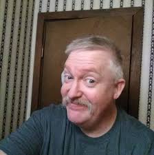 What are good stores for freshwater and saltwater aquariums in Huntsville,  Alabama?