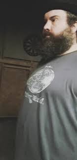 Eric Gravely's Instagram, Twitter & Facebook