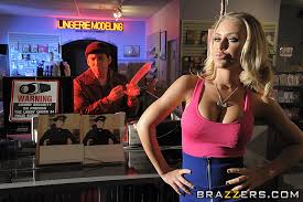 ▷ Nicole Aniston in The Blindfold, The Babe and The Big Dick (Photo 5) |  Brazzers