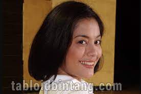 Namun, meski pernah menjalin kasih, ari wibowo mengatakan bahwa pada pernikahan lulu tobing dengan bani maulana beberapa waktu lalu ia sama sekali tak diundang. Lulu Tobing Unggah Foto Berdua Ari Wibowo Keterangan Fotonya Bikin Penasaran Tabloidbintang Com