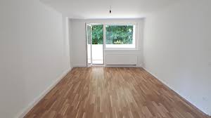 Altersgerechte wohnung 57 qm mit separatem eingang in velbert. 6 Zimmer Wohnung Zu Vermieten Von Humboldt Str 30 42549 Velbert Mettmann Kreis Mapio Net