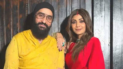 Raj Kundra SLAMS Troll Saying Shilpa Shetty Joined Vrindavan Padyatra To  'Wash Image': If Standing For Sanatan... | Times Now